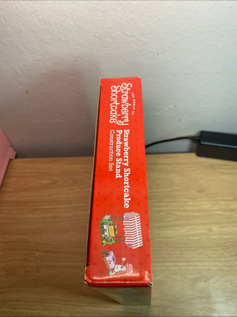 Strawberry Shortcake Produce Stand Construction Set - Red
